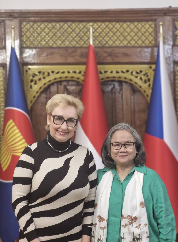 Kenssy D. Ekaningsih, Ambassador of Indonesia in Czechia